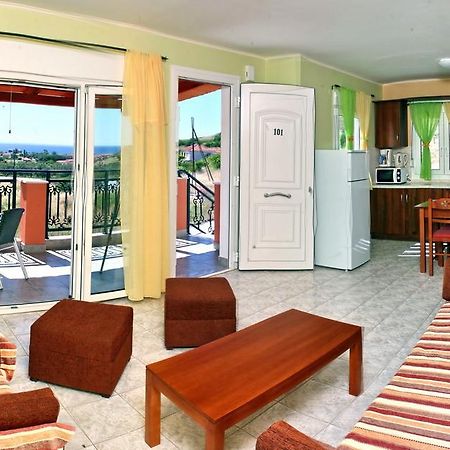 Yakinthos Garden Appartement Anaxos Buitenkant foto