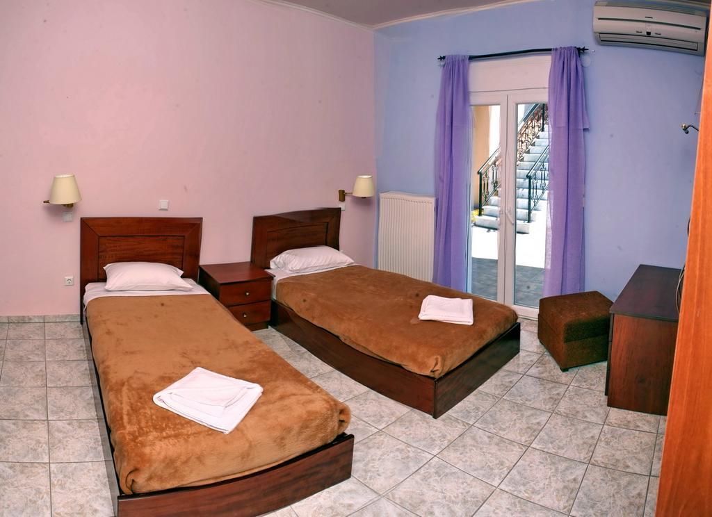 Yakinthos Garden Appartement Anaxos Buitenkant foto